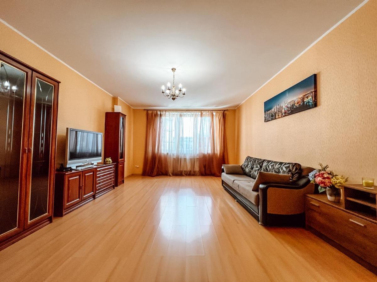Cozy Apartments On The Left Bank Kyiv Exterior foto