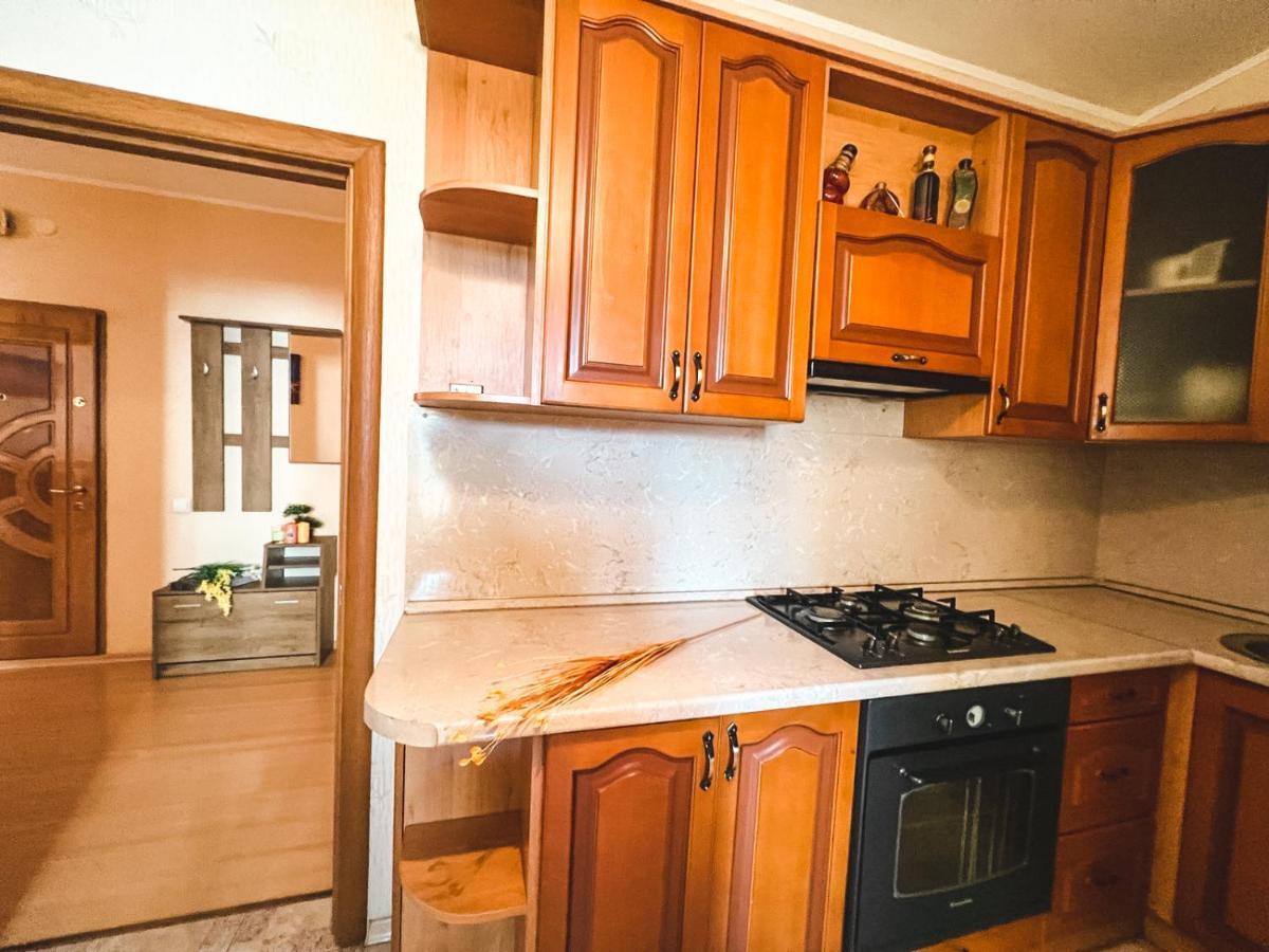Cozy Apartments On The Left Bank Kyiv Exterior foto