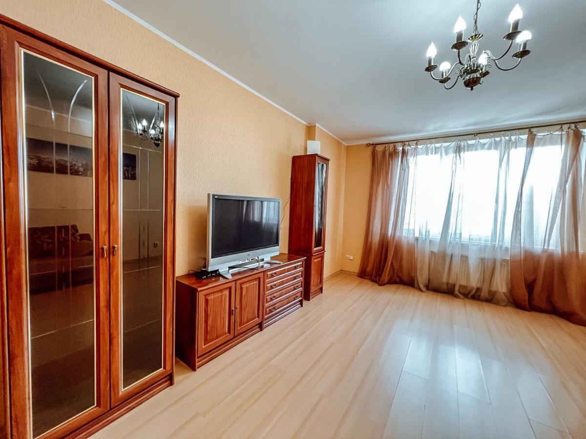 Cozy Apartments On The Left Bank Kyiv Exterior foto