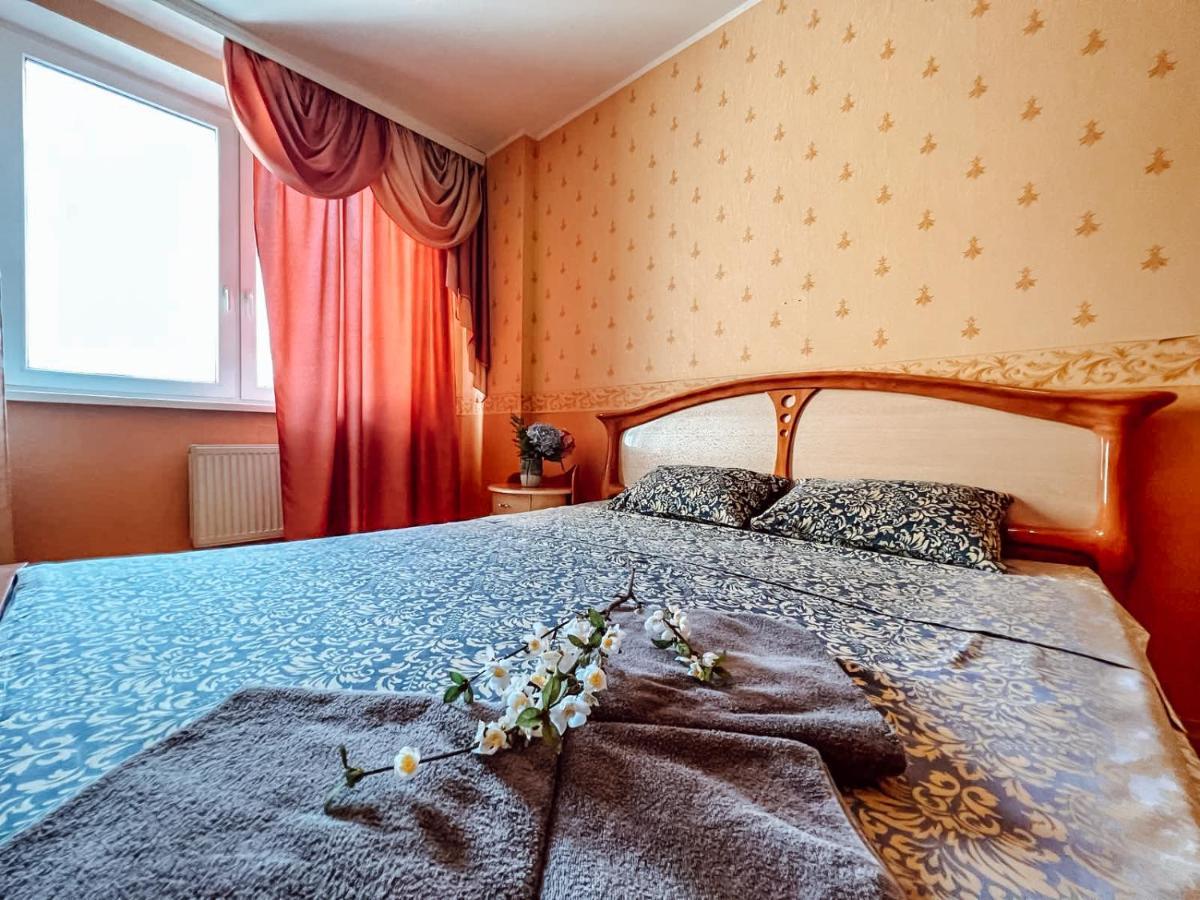 Cozy Apartments On The Left Bank Kyiv Exterior foto