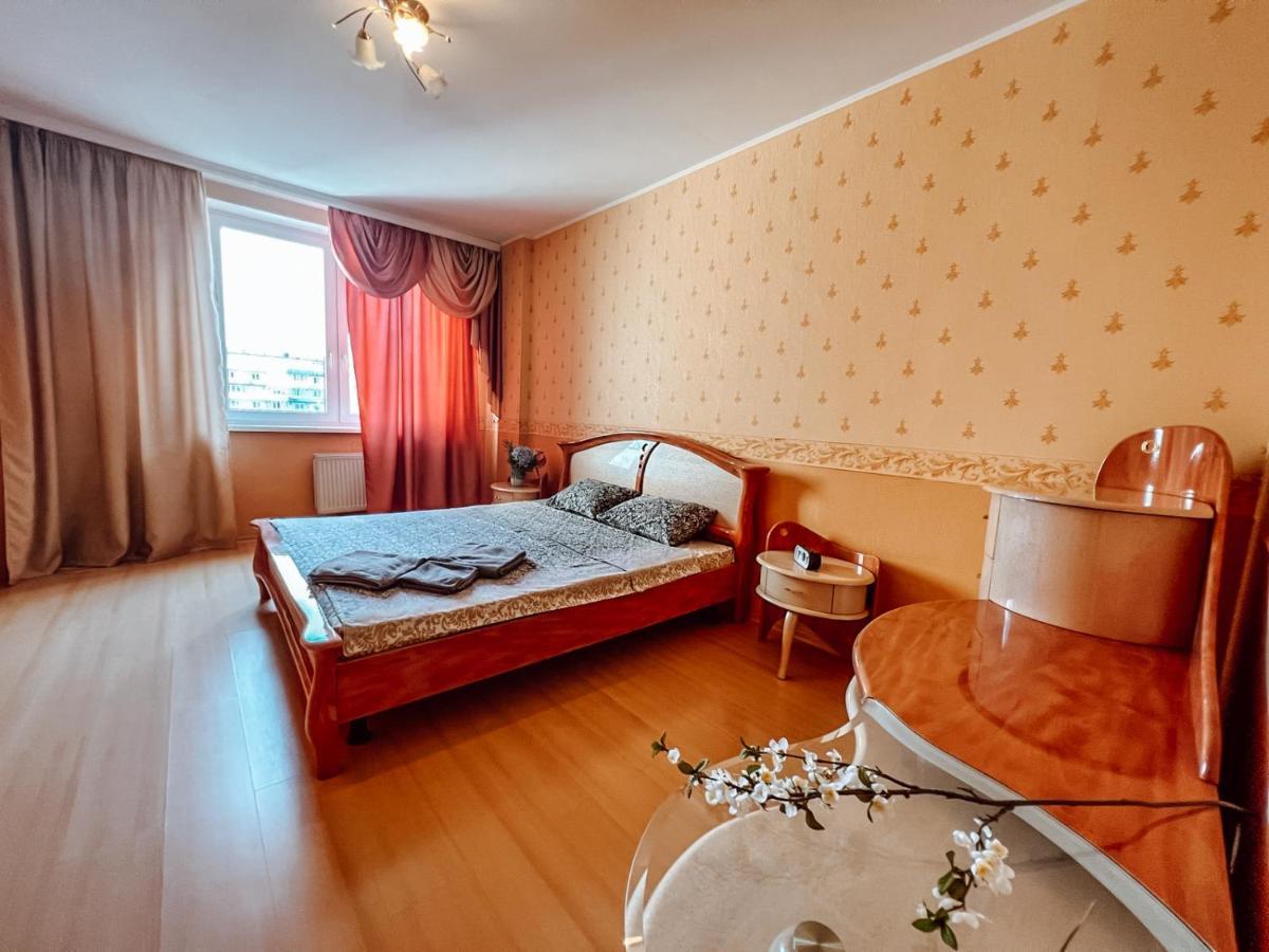 Cozy Apartments On The Left Bank Kyiv Exterior foto